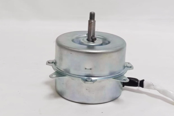 家用电器单相交流异步电机实拍图片1